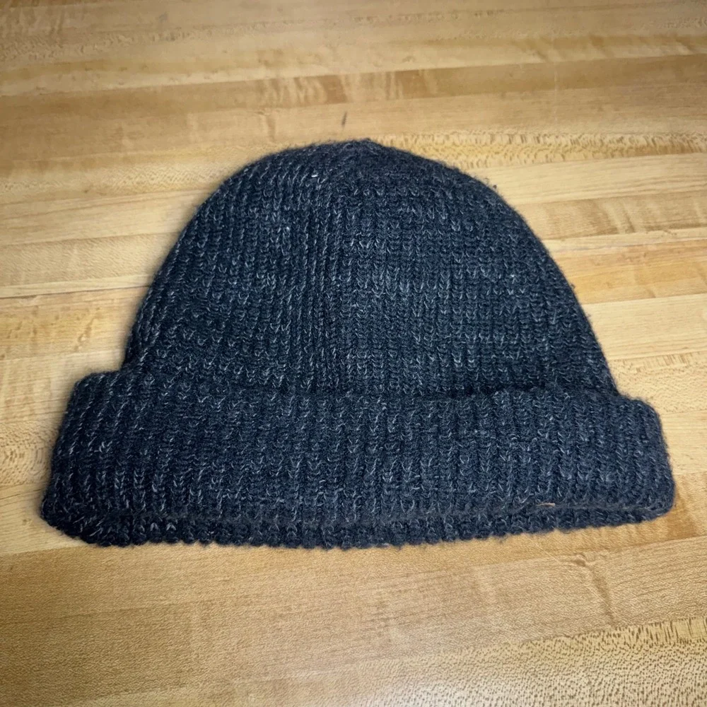 The North Face Salty Dog Beanie Charcoal Grey Knit Lined Winter Hat Mens OS